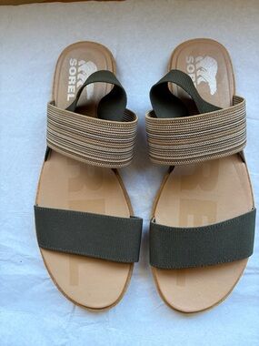 Sorel Women’s Ella II Strap Sandals Olive Green/Gum Size 10.5